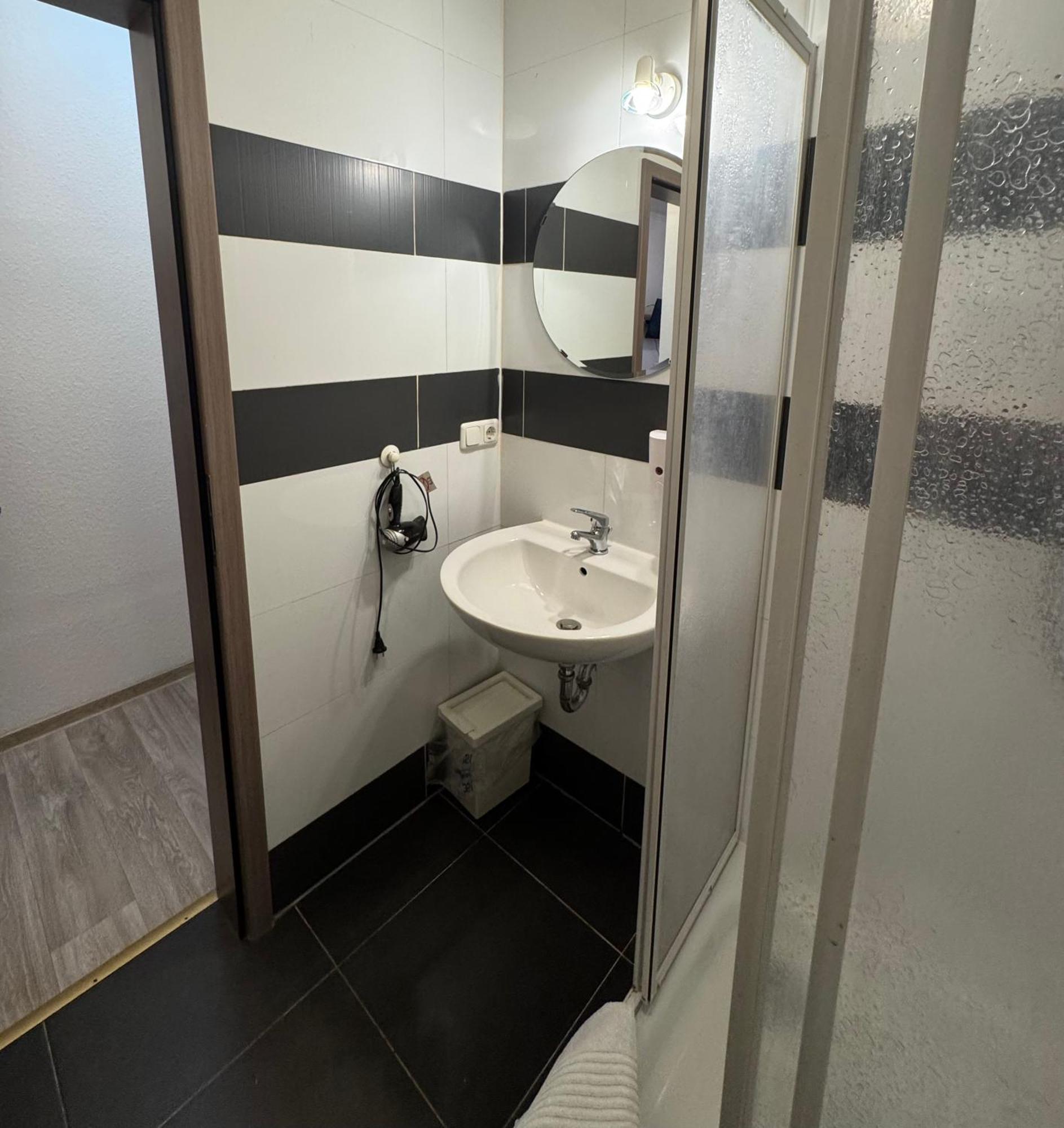 Hotel-Pension Alt-Heidenberg 지겐 외부 사진