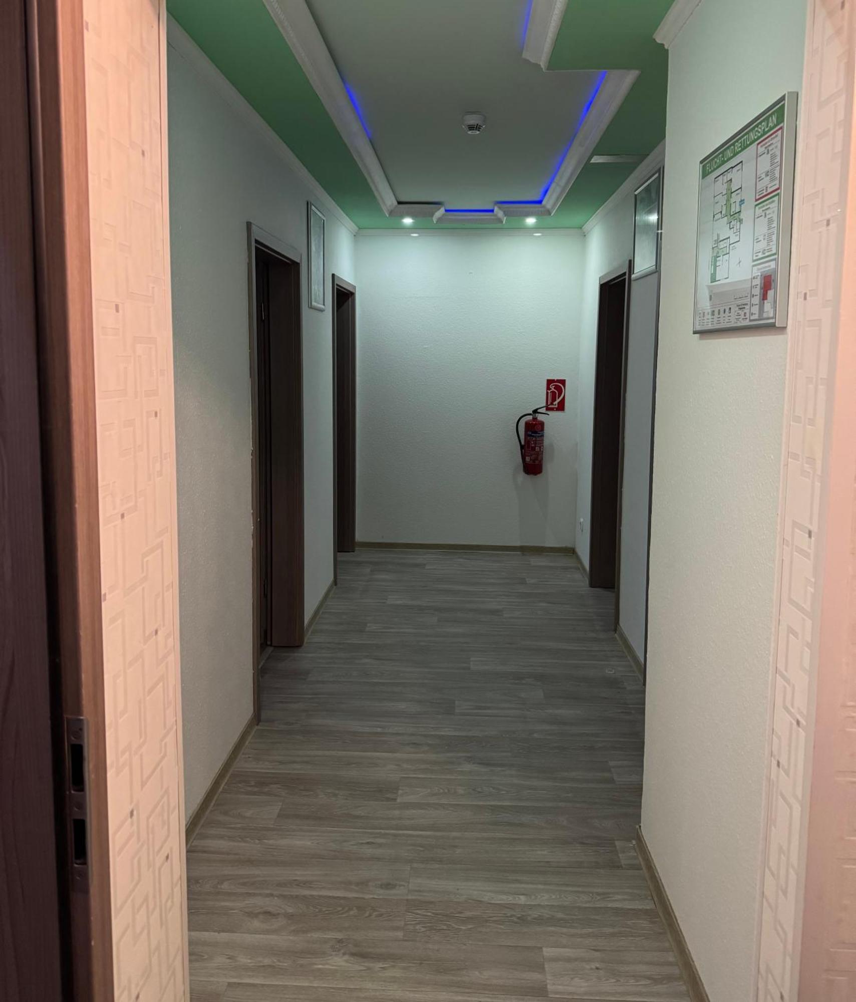 Hotel-Pension Alt-Heidenberg 지겐 외부 사진